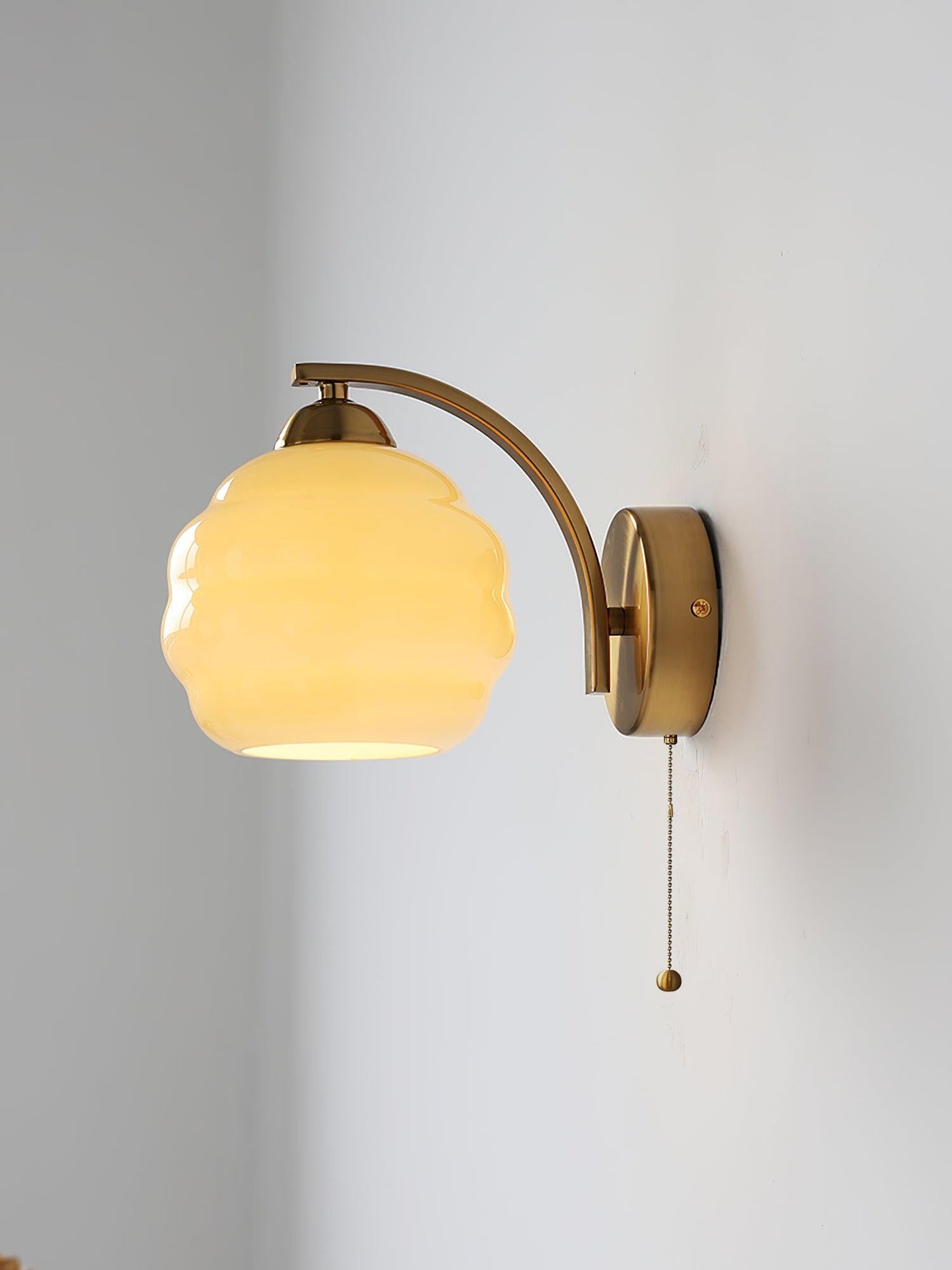 GlowTrek | Gatsby Glow wall light | Lamp Lounge