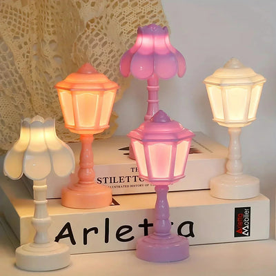 Elegant Geometric Table Lamp