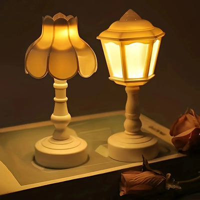 Elegant Geometric Table Lamp