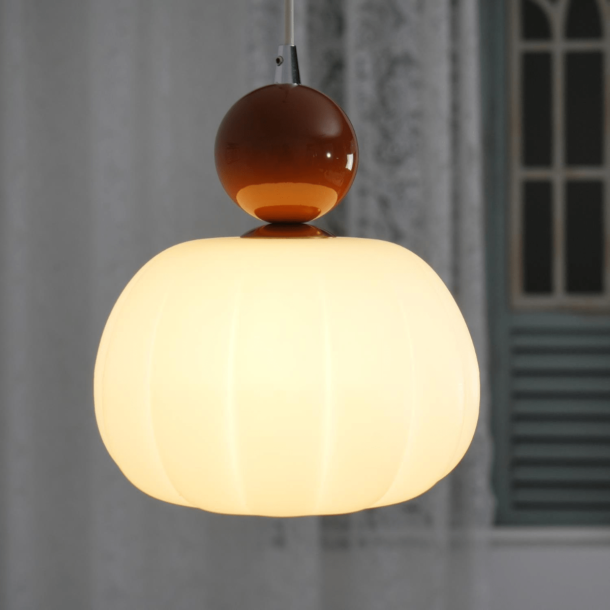 Elegant Scandinavian Pendant Light