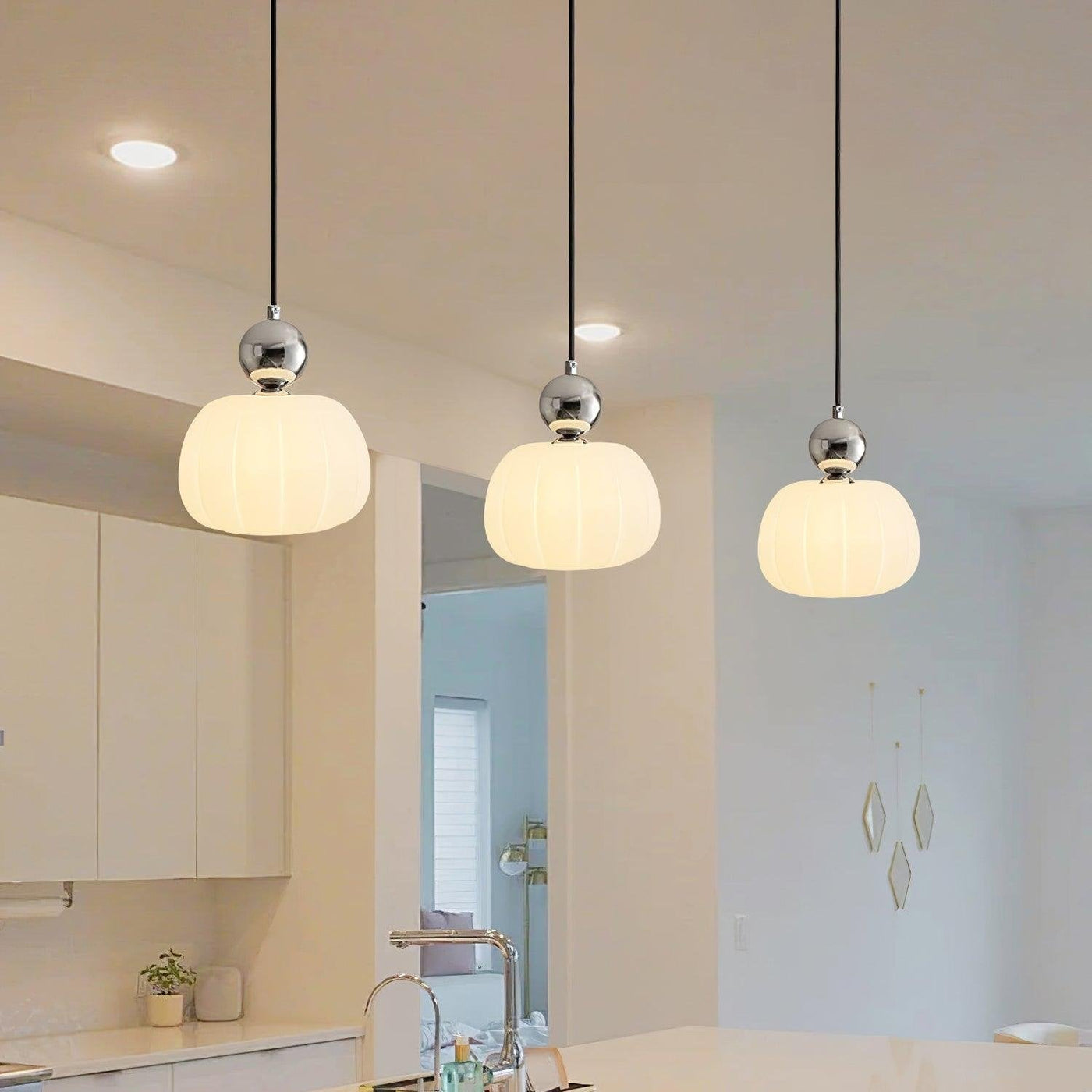 Elegant Scandinavian Pendant Light
