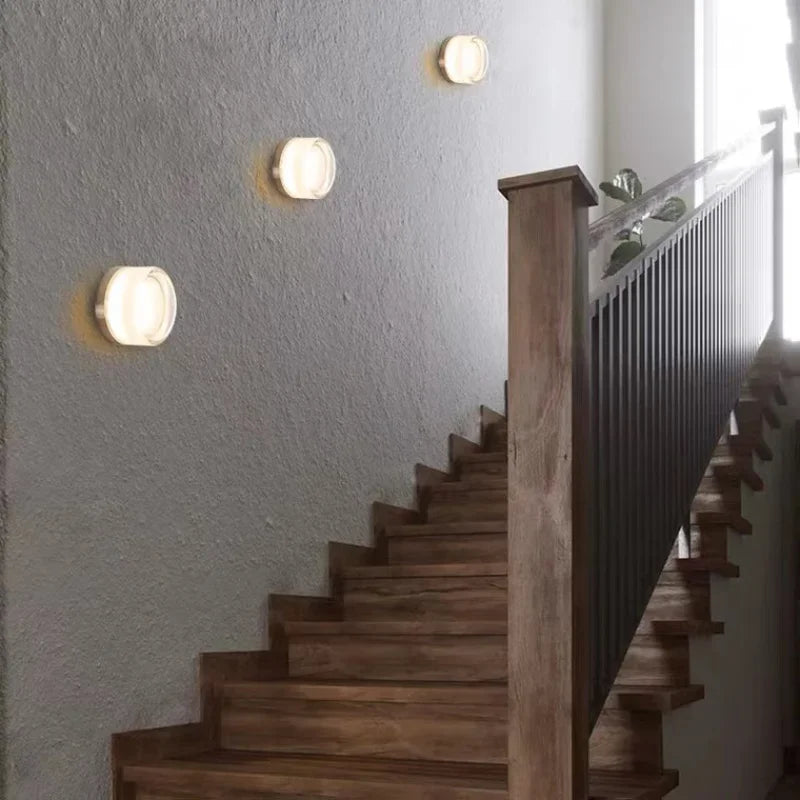 Solara | Modern Round Wall Lighting