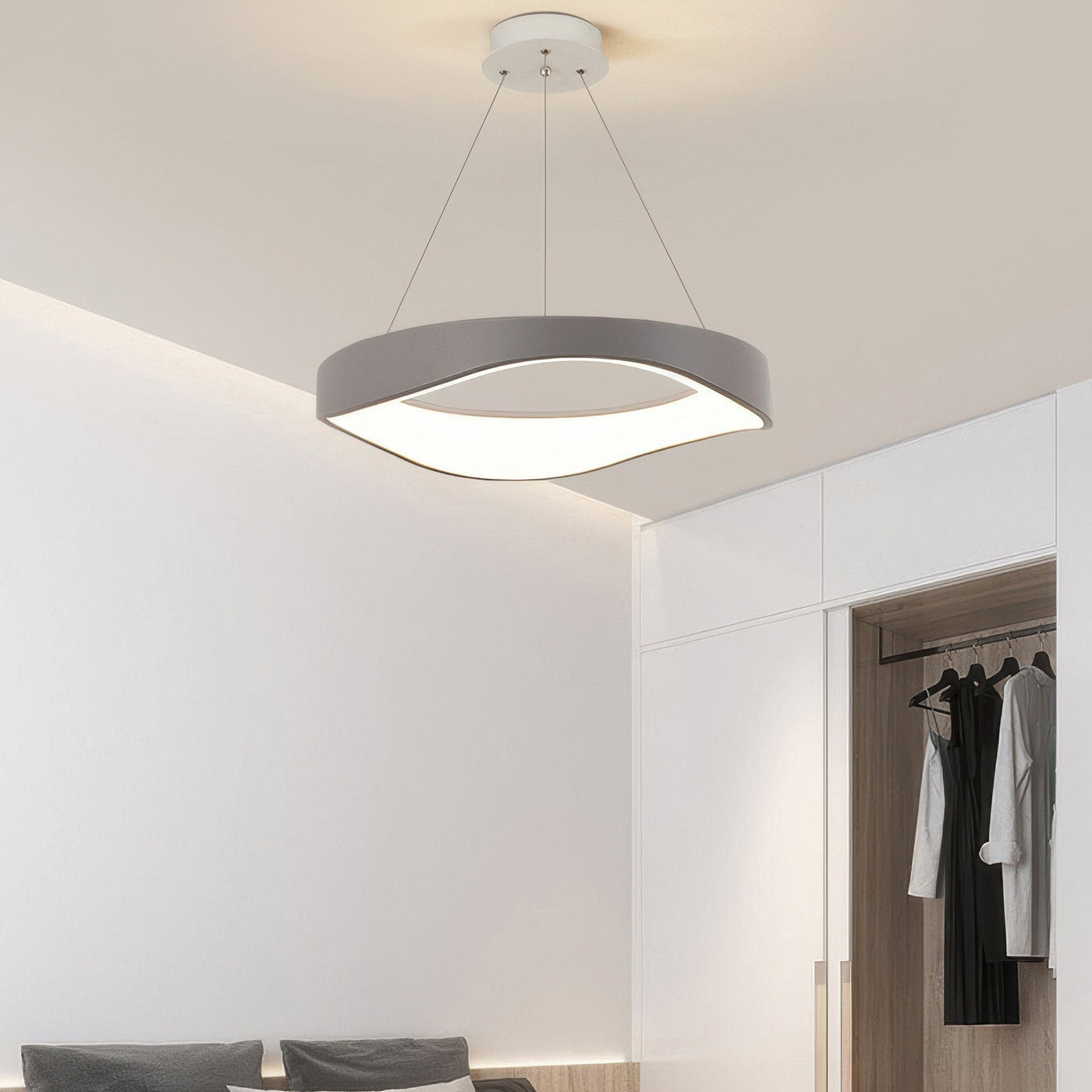 GlowHorizon | Modern round LED pendant light | Lamp Lounge