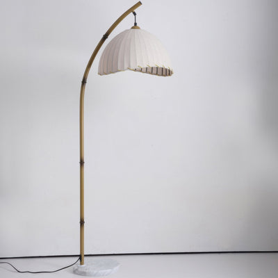 BrightSculpt | Cultural Zen bamboo floor lamp | Lamp Lounge