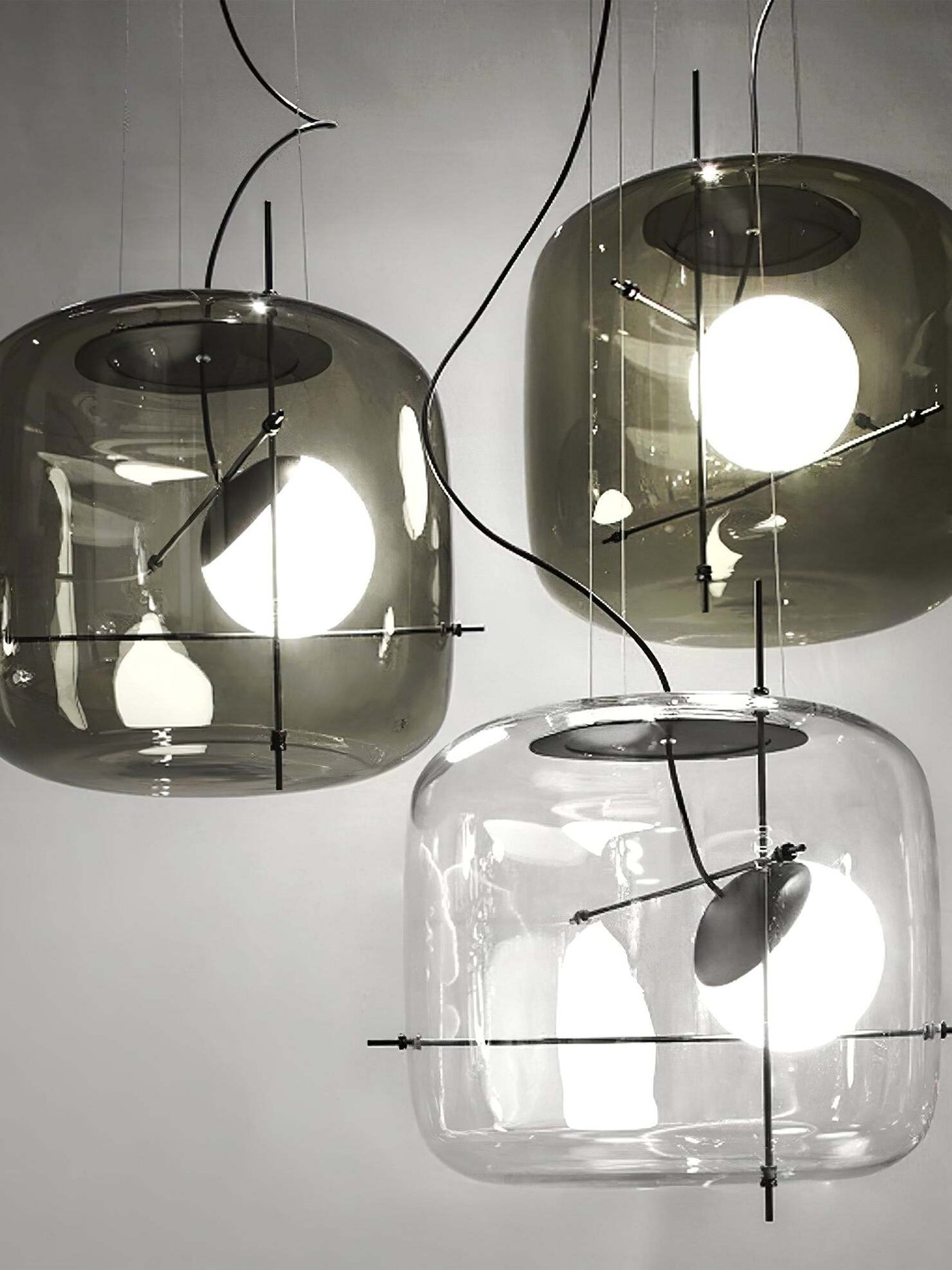 ShineVertex | Plot glass pendant light | Lamp Lounge